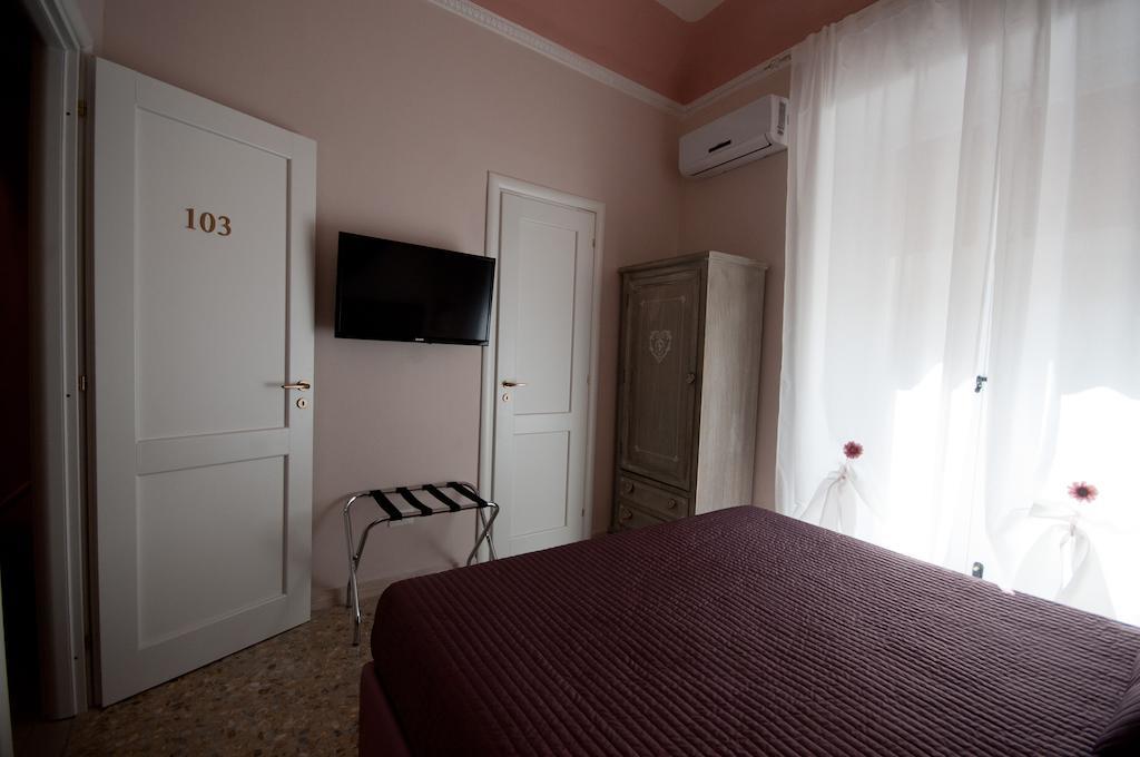 Suite Barocca Noto Ruang foto